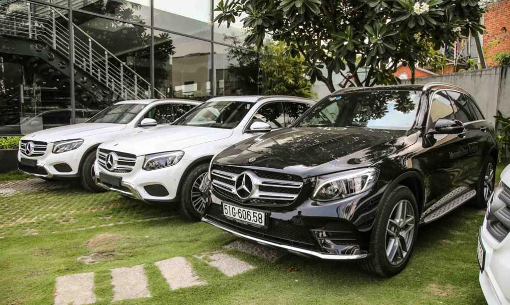 Loạt xe Mercedes-Benz đồng loạt tăng giá trong tháng 1/20192aaaa