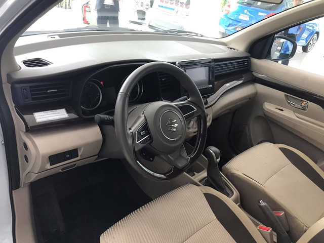 Suzuki Ertiga 2019 hé lộ nhiều thông tin nóng cho khách Việt a11