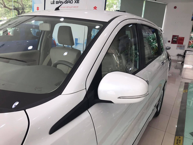 Suzuki Ertiga 2019 hé lộ nhiều thông tin nóng cho khách Việt a6