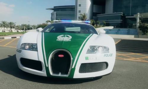 Top 5 xe cảnh sát UAE khiến giới mê ô tô bị "hút hồn" 3a