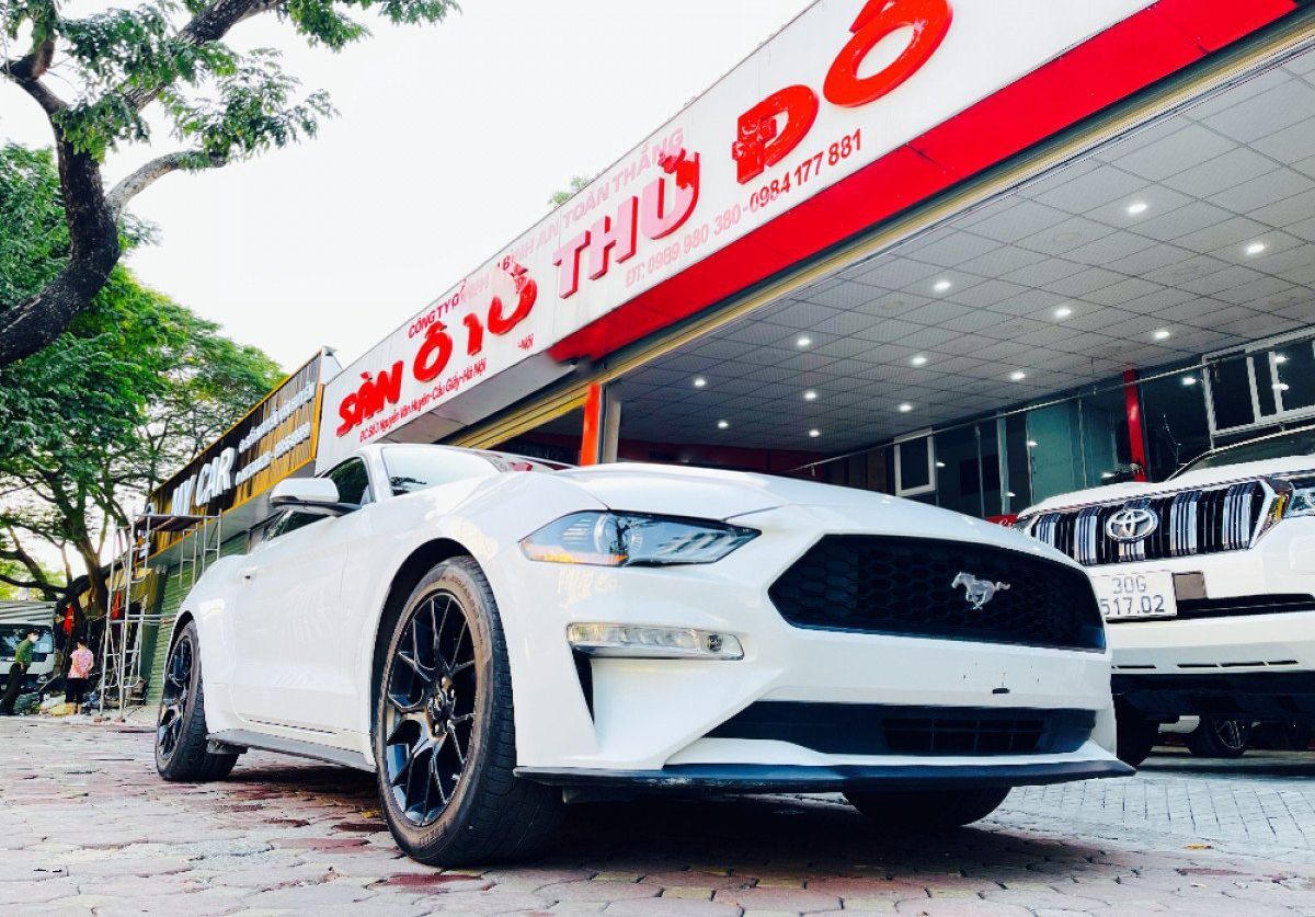 Bán ô tô Ford Mustang năm 2018, màu trắng, xe nhập