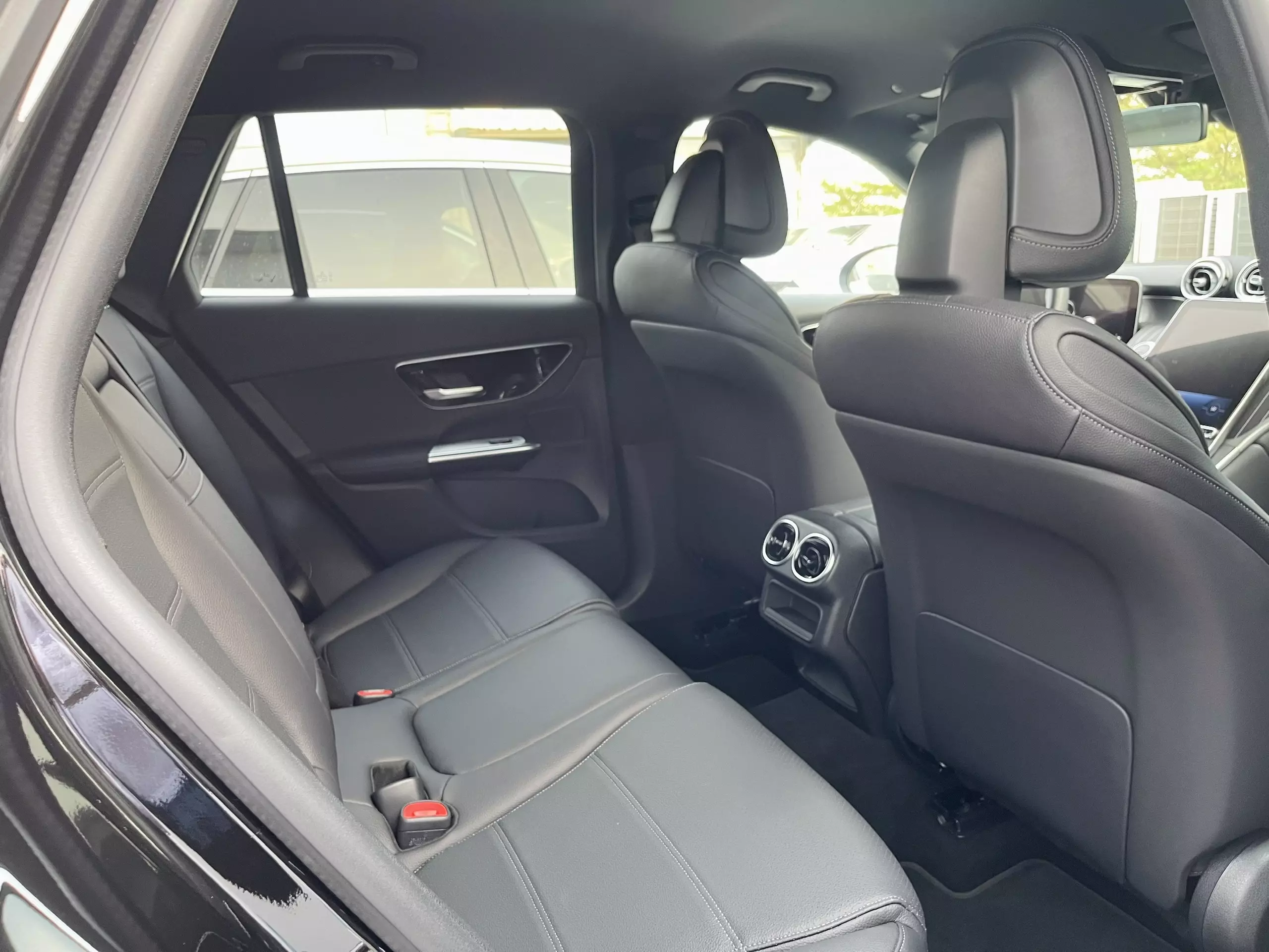 Mercedes-Benz GLC GLC200 4matic 2023 - Cần Bán Mercedes-Benz GLC200 4matic Đăng Ký 2024, Đi 5.000 Km