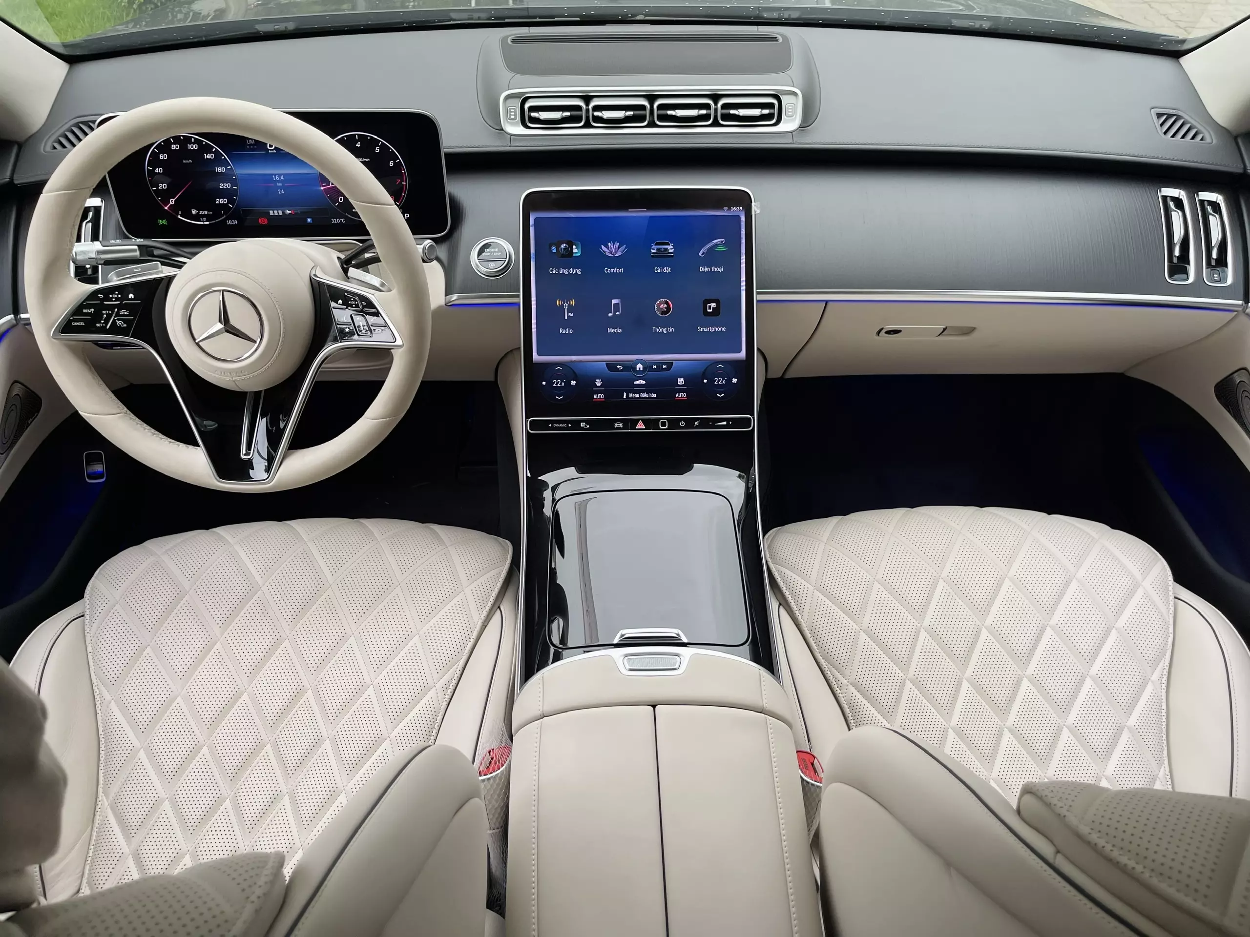 Mercedes-Benz E class S450 2022 - Cần Bán Xe S450 Nhập Của Hãng Dùng Đưa Đón Giám Đốc, Giá 5Tỷ Thương Lượng