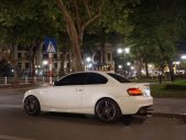 BMW 1 Series  135i 2009 - Cần bán lại xe BMW 1 Series 135i 2009, màu trắng  giá 750 triệu tại Hà Nội