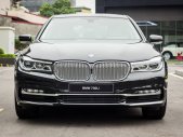 BMW 7 Series 730Li 2019 - Bán ô tô BMW 730Li đời 2019, xe nhập khẩu nguyên chiếc chính hãng mới, giảm trực tiếp 145 triệu tiền mặt giá 4 tỷ 99 tr tại Tp.HCM