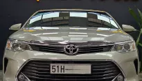 Toyota Camry 2015 - Toyota Camry 2.5Q 2014 đi siêu ít, cá nhân 1 chủ từ đầu Sài Gòn. giá 598 triệu tại Tp.HCM