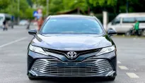 Toyota Camry 2.5Q 2019 - Cần bán gấp Toyota Camry 2.5Q đời 2019, màu đen giá 915 triệu tại Hà Nội