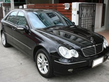 Mercedes-Benz C200 2012 - Bán xe Mercedes đời 2012, màu đen
