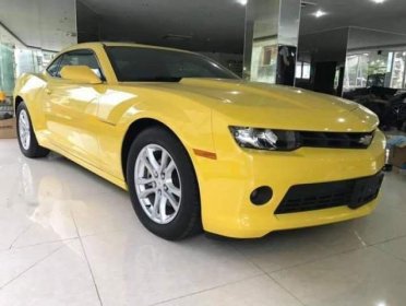 Chevrolet Camaro 2015 - Bán xe Chevrolet Camaro 2015, màu vàng, nhập khẩu  nguyên chiếc