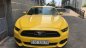 Ford Mustang EcoBoost 2015 - Cần bán gấp Ford Mustang EcoBoost năm 2015, màu vàng, xe nhập 